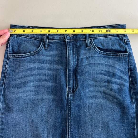 Just Black Brand Denim Skirt Women’s Size Medium Stretch Distressed Made In USA - Picture 8 of 11